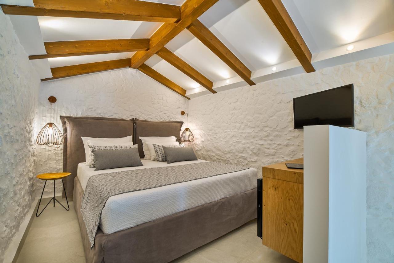 Vista Del Porto Luxury Suites Réthimno Kültér fotó